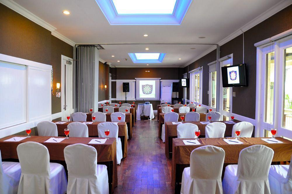 Club Punta Fuego Hotel Nasugbu Eksteriør billede