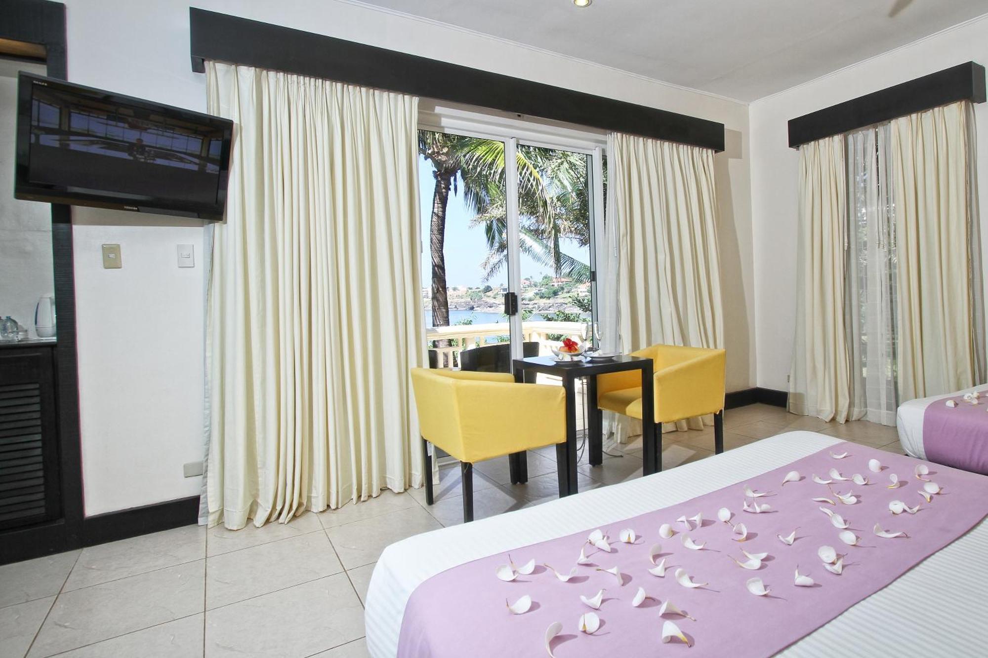 Club Punta Fuego Hotel Nasugbu Eksteriør billede